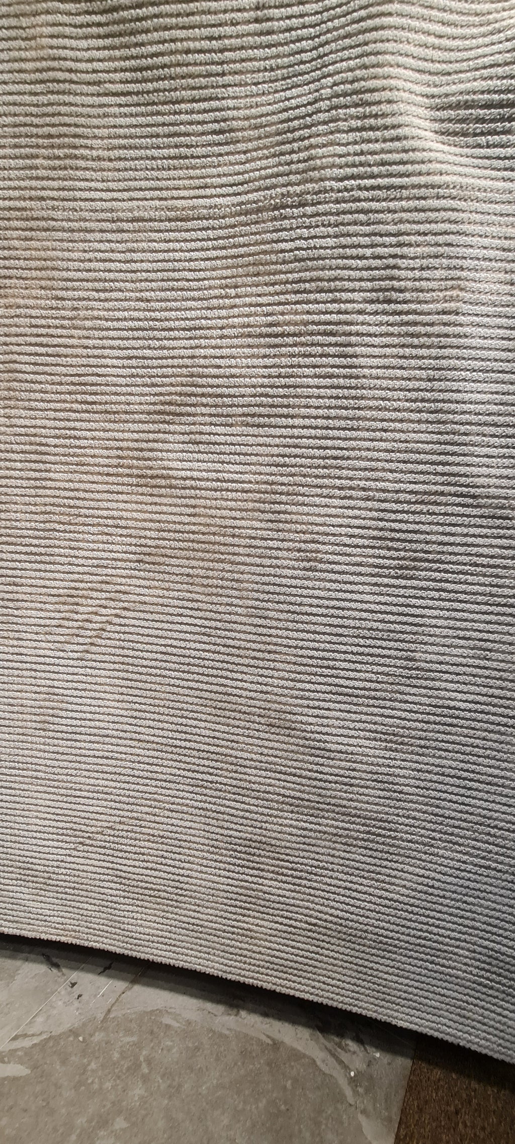 MRO-GREY-REN07