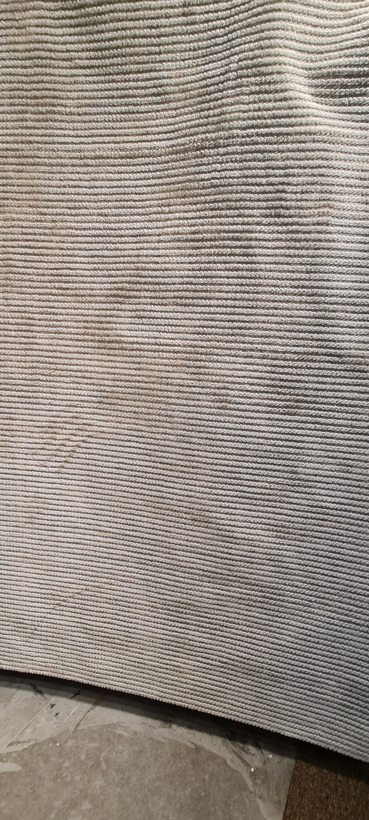 MRO-GREY-REN07