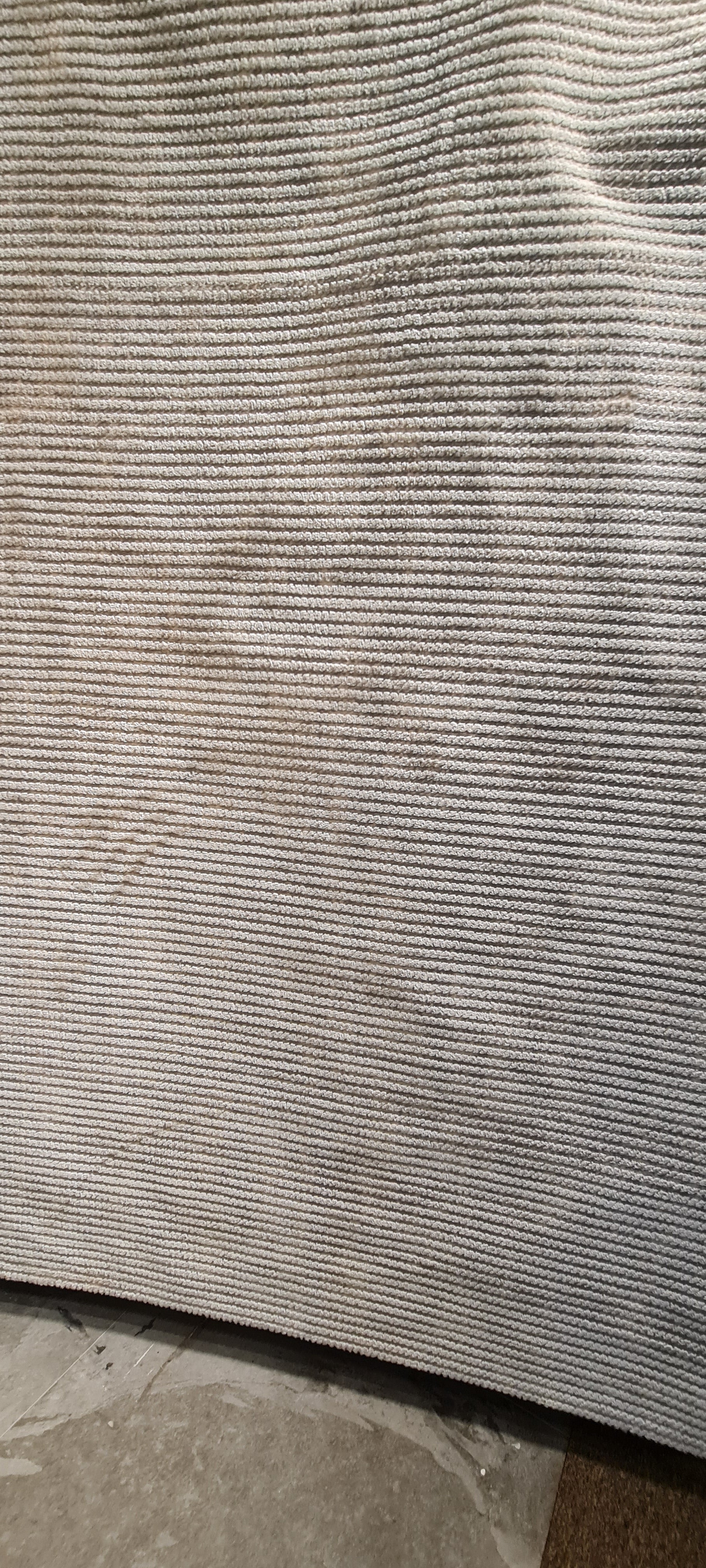 MRO-GREY-REN07