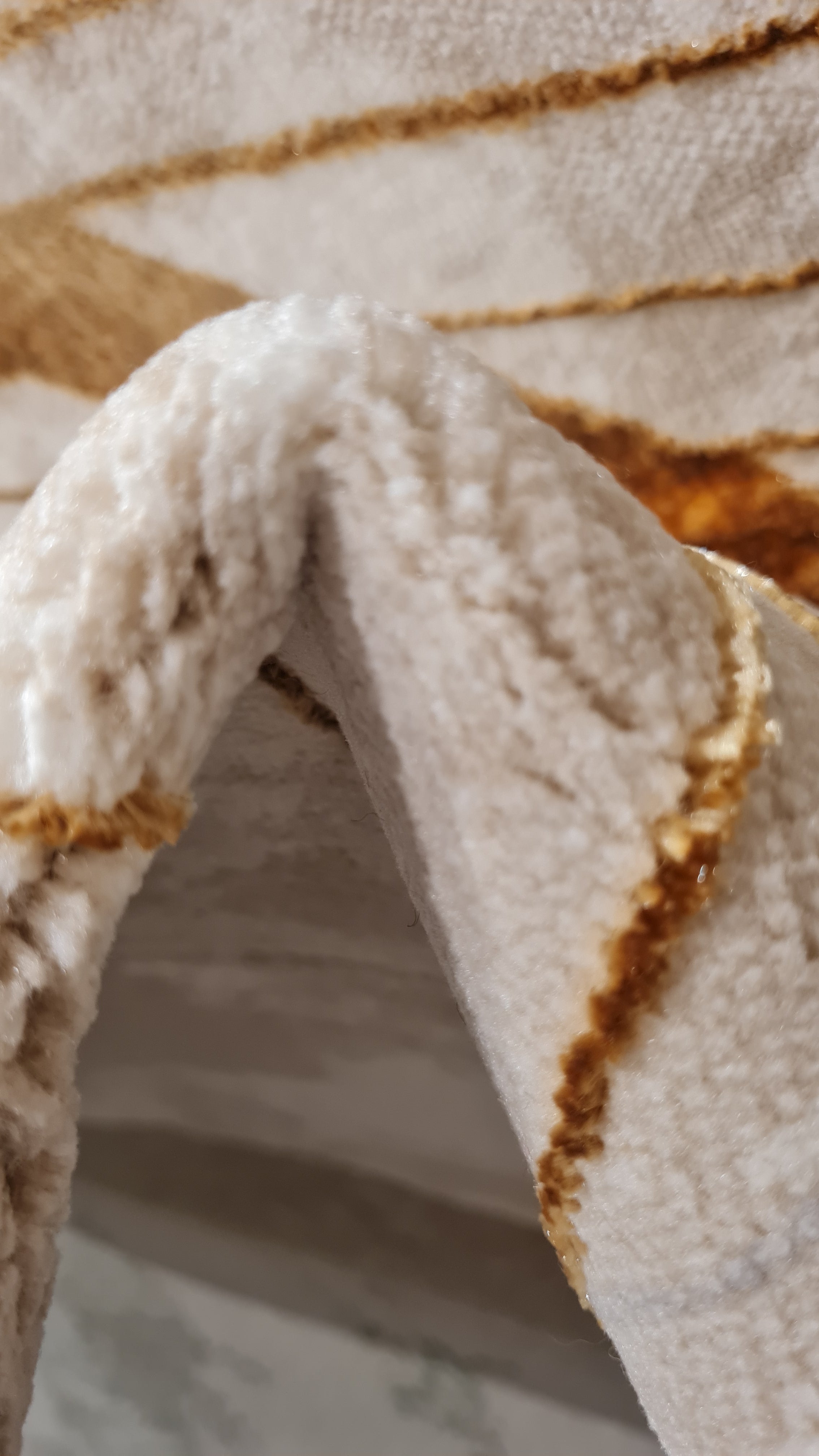 MVV-CREAM-VV02B