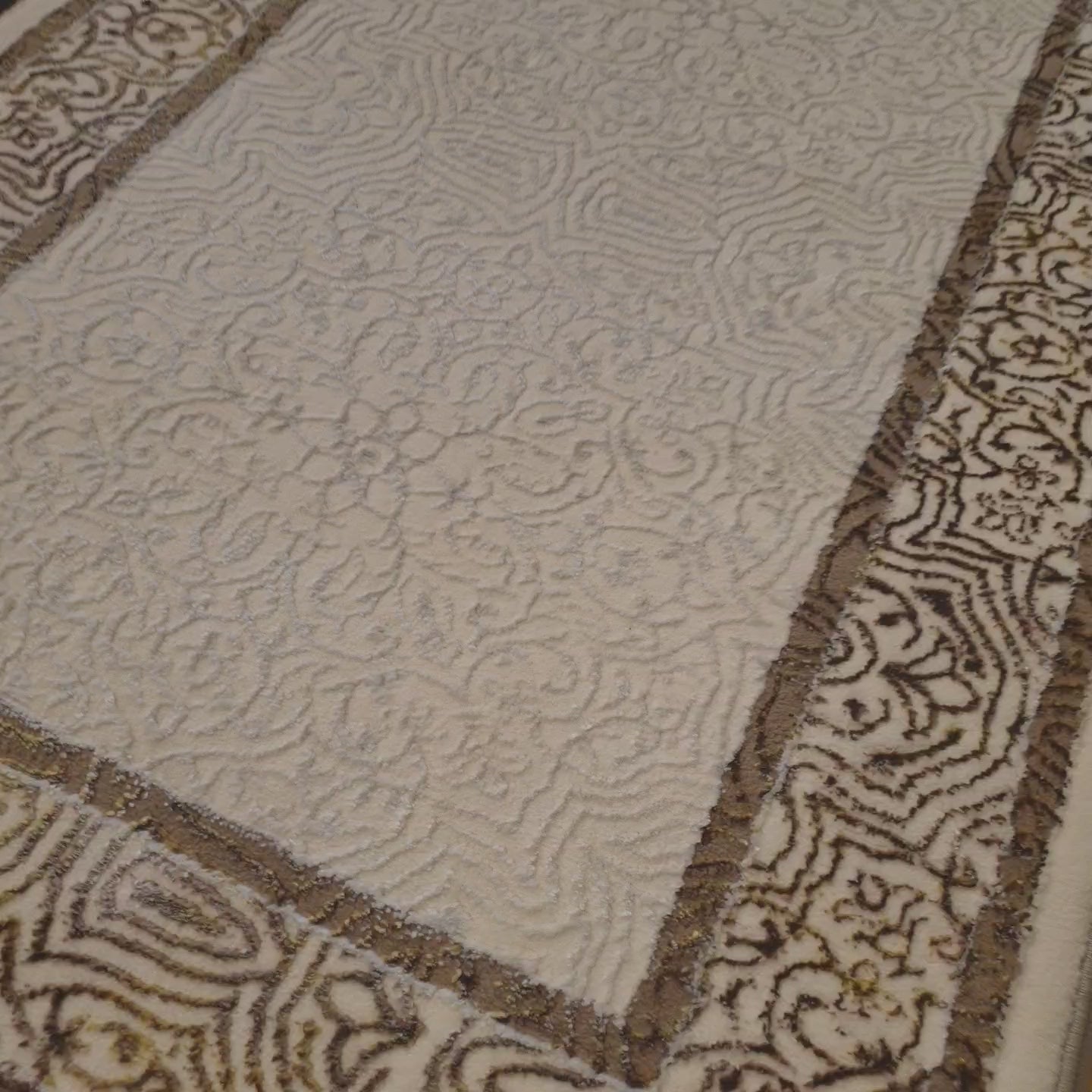 MLI-894-675 CREAM GOLD-LI3